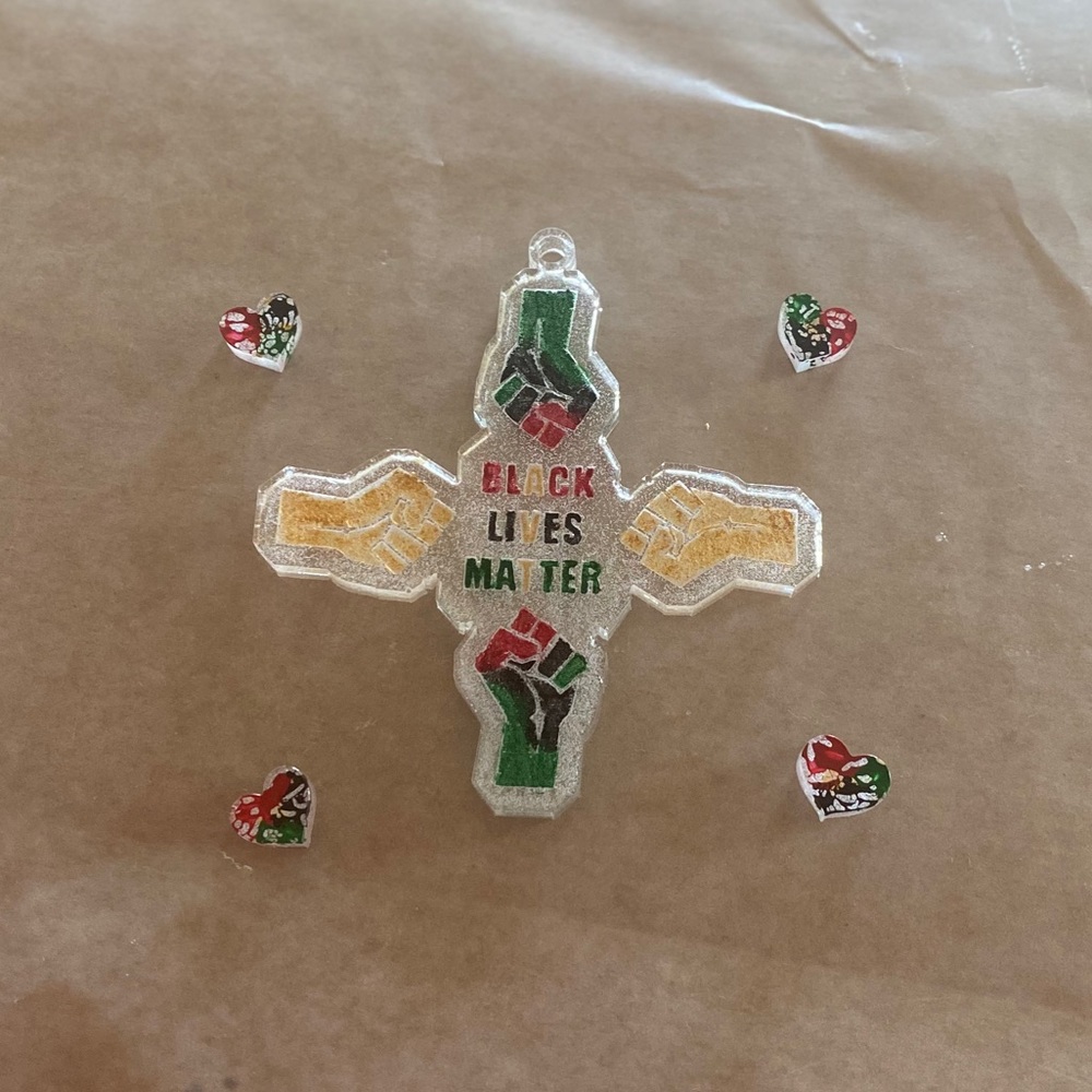 Resin Charms/Keychains - Picture 2 of 2